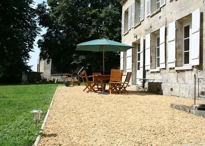 住宿加早餐酒店 Chateau De Roberville 3*